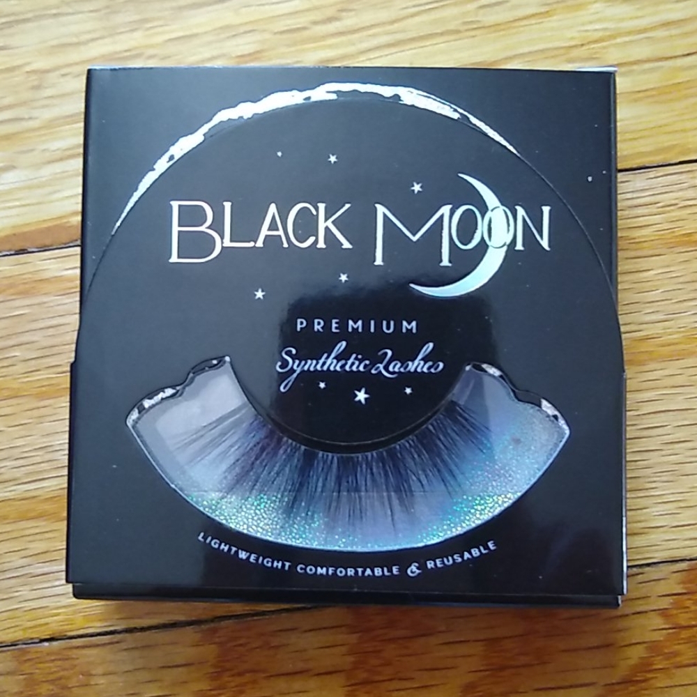 Blackmoon lynx vegan false lashes